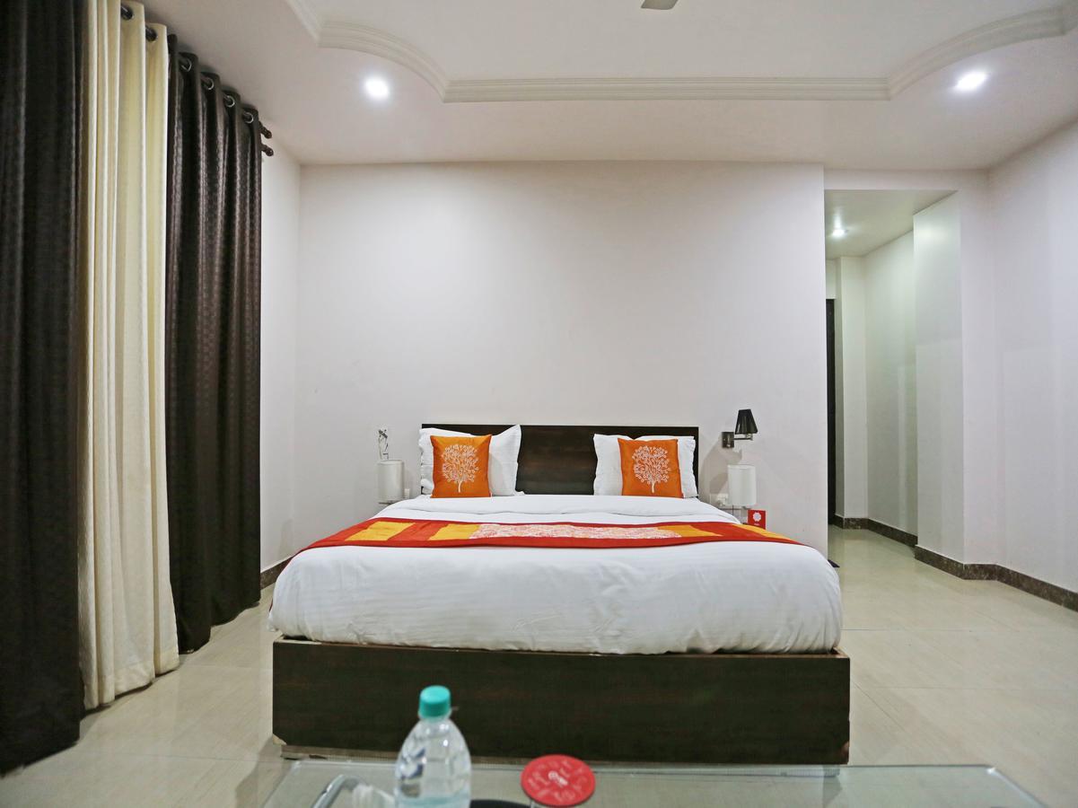 Oyo 4635 Sheetal Hotel Haldwāni Εξωτερικό φωτογραφία